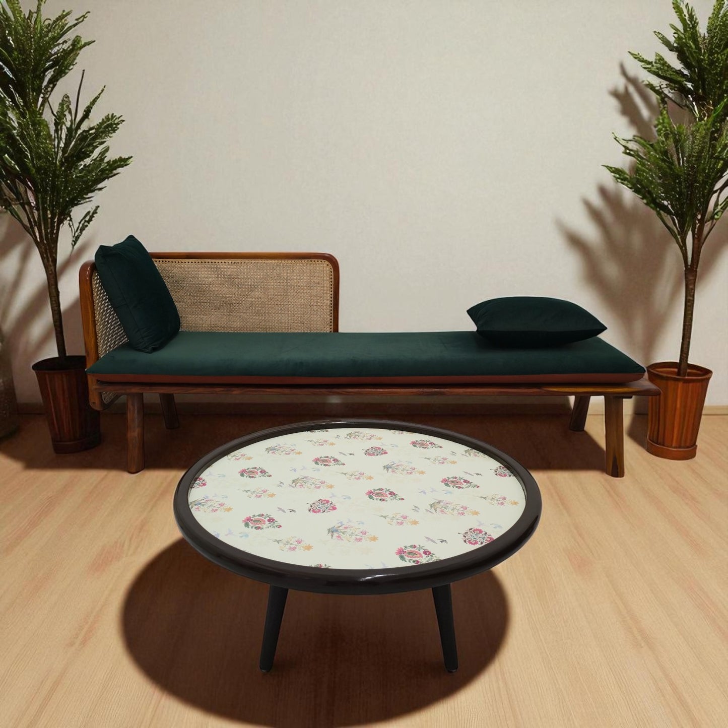 Laminated Finished Center Table